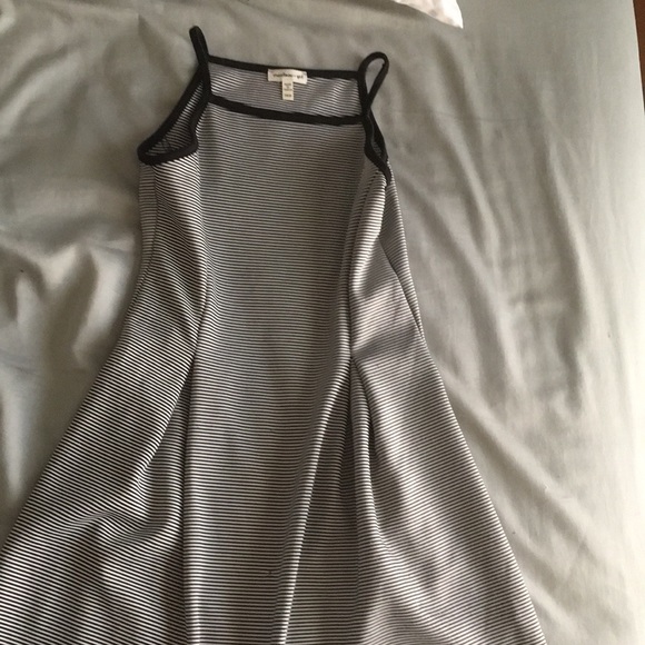 dress - Picture 1 of 1